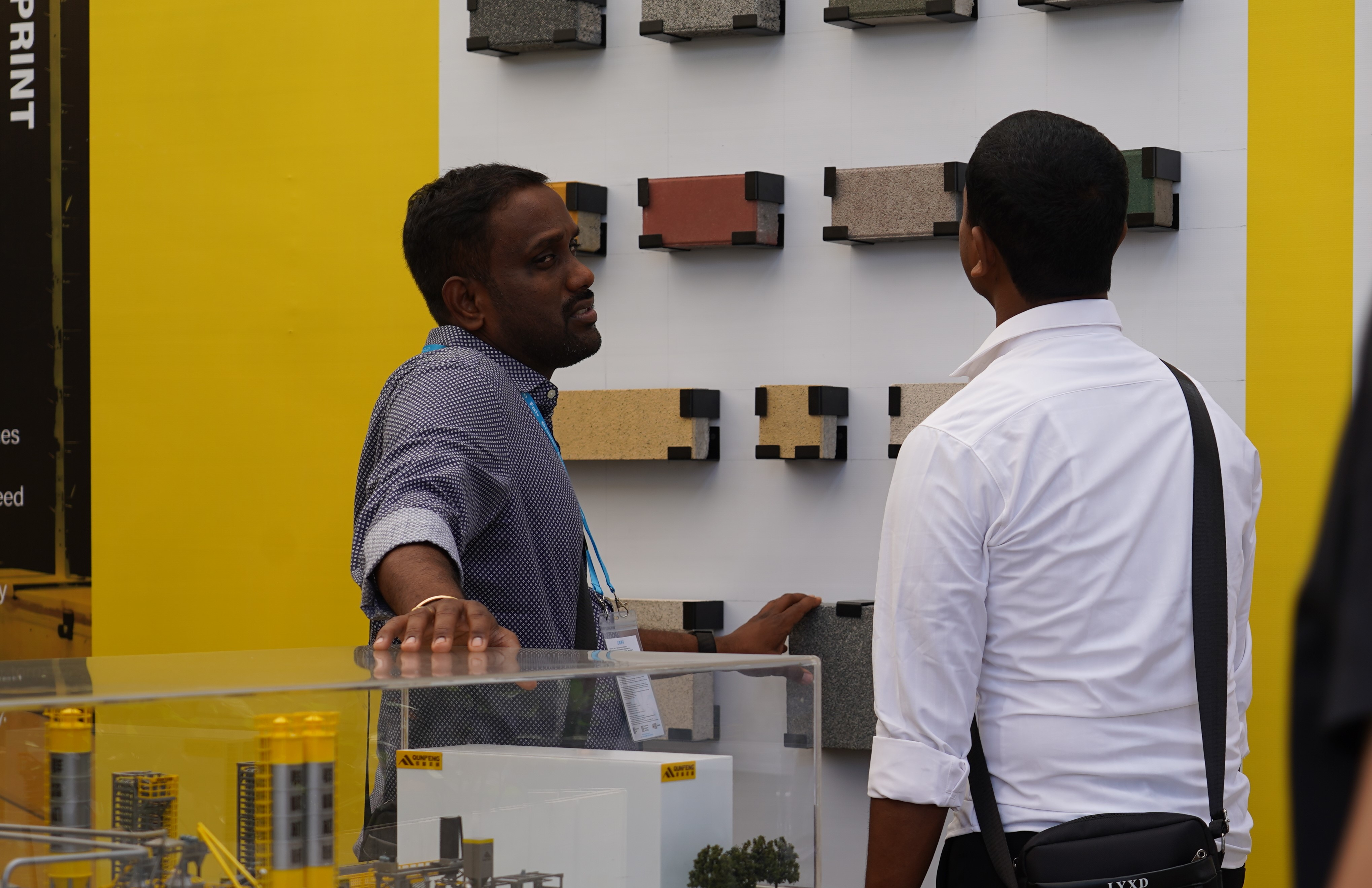 Products manufactured by Qunfeng Machinery are well-regarded by customers. Os produtos fabricados pela Qunfeng Machinery são bem vistos pelos clientes.