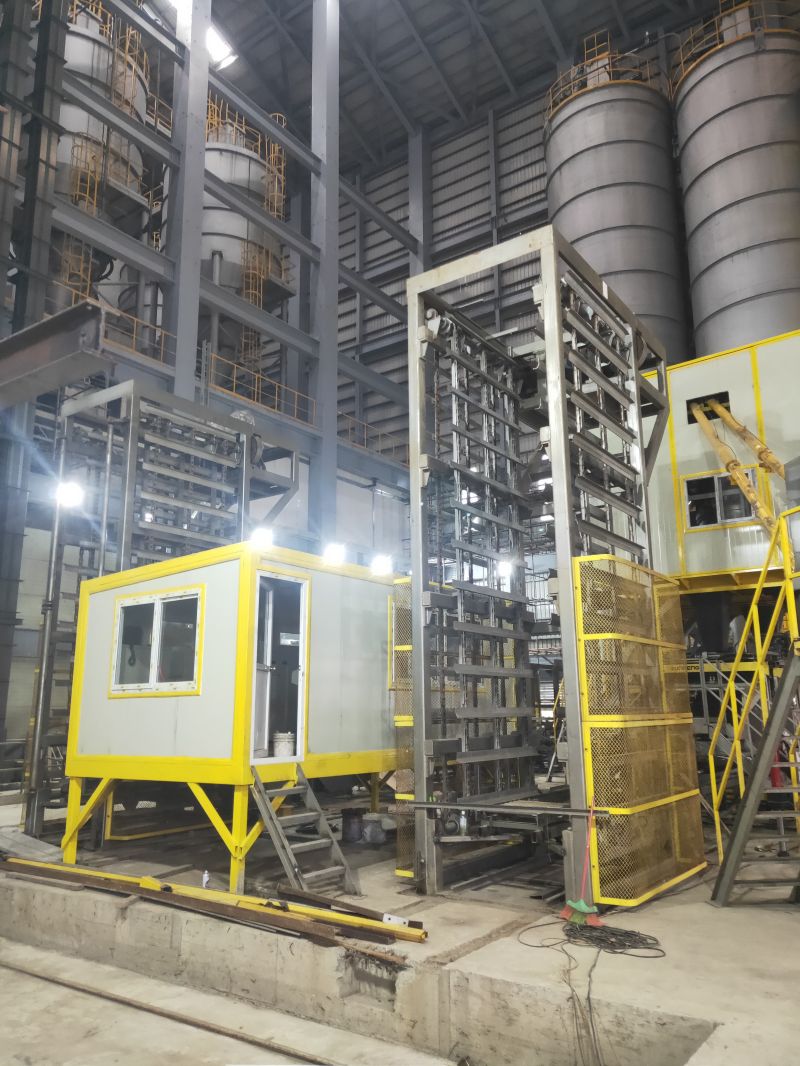 o empilhador de cura da linha de produ&ccedil;&atilde;o de blocos de reutiliza&ccedil;&atilde;o de lodo t&ecirc;xtil de Taiwan