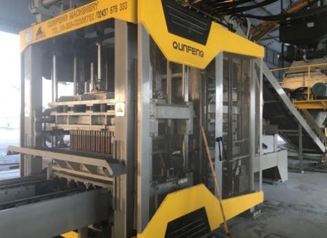 M&aacute;quina de bloco m&oacute;vel 