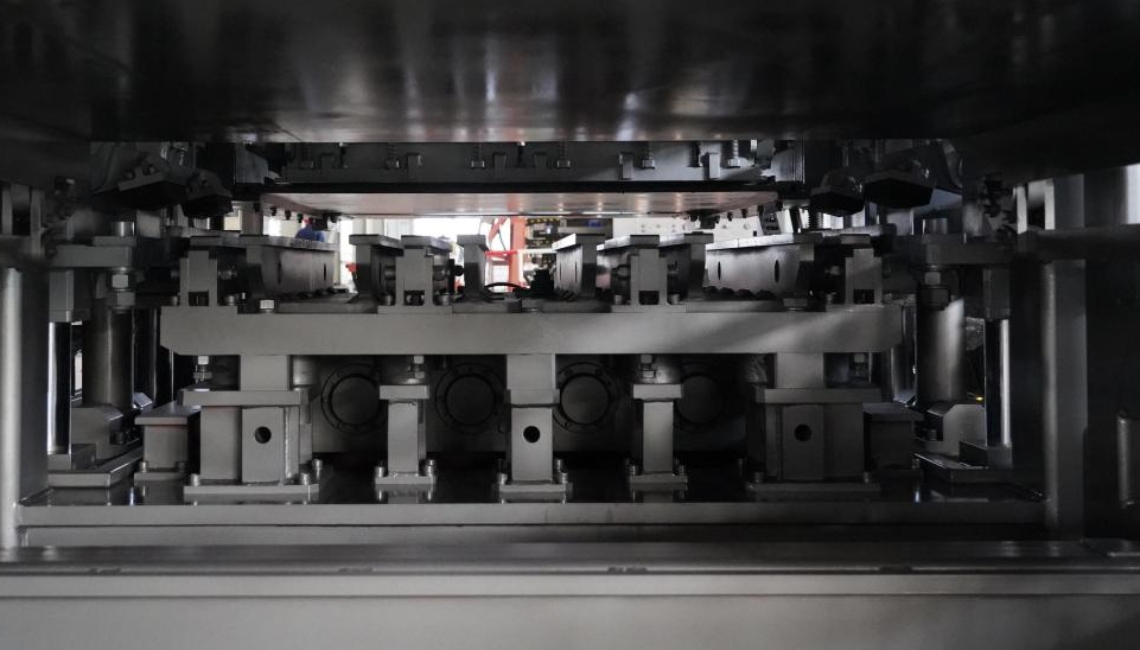 Sistema de vibração de quatro eixos - Equipamento Mecânico Qunfeng