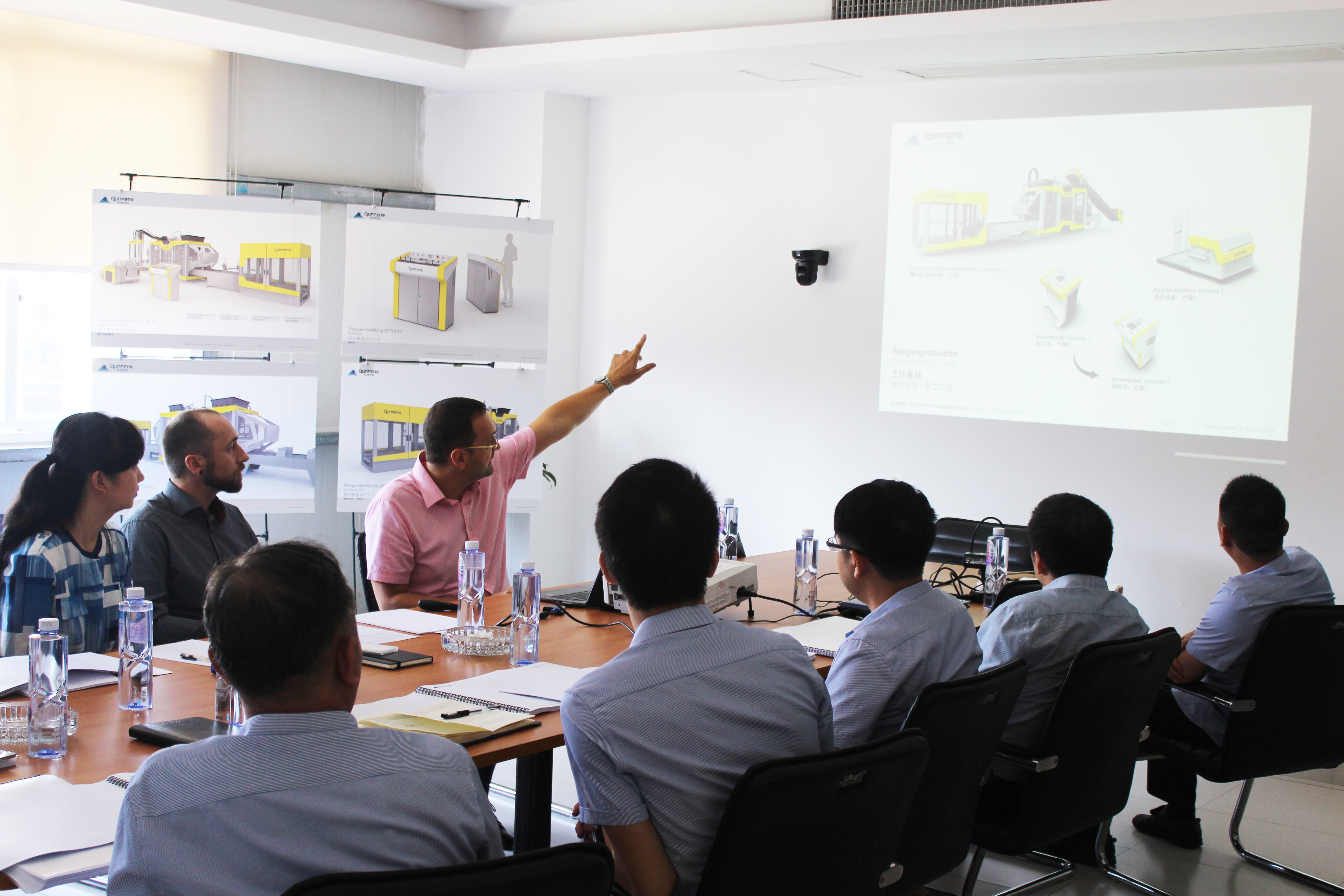 Equipe de elite da Qunfeng Machinery