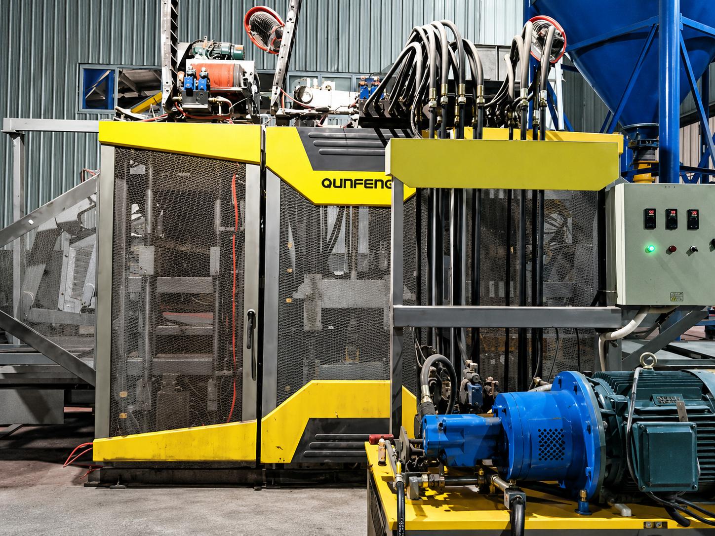Máquina de blocos de pavimentação: vibração vertical para produção de alta densidade e baixa rejeição